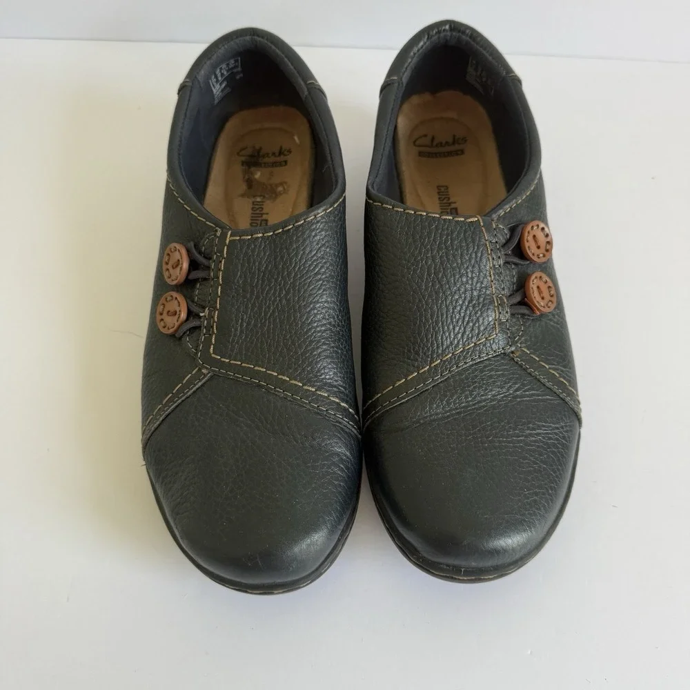Clarks Soft Cushion Leather Slip On Double Button Loafers Women's 10M Navy Blue